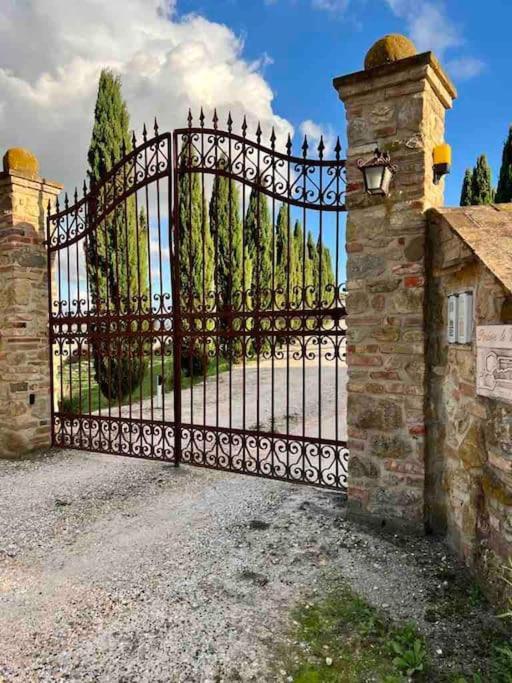 Toscana Amore Mio, Stunning View & 14Min Volterra モンテカティーニ・ヴァル・ディ・チェーチナ エクステリア 写真